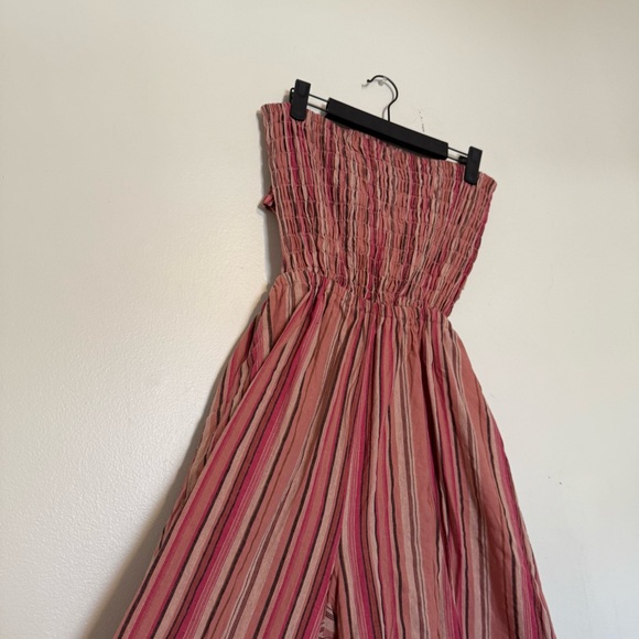 Cupshe | 100% Cotton Striped Strapless Open Back Jumpsuit - Picture 6 of 14